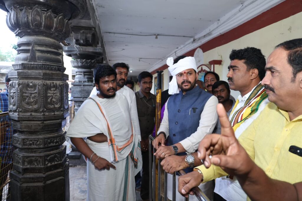 WhatsApp Image 2025-10-19 at 17.01.40